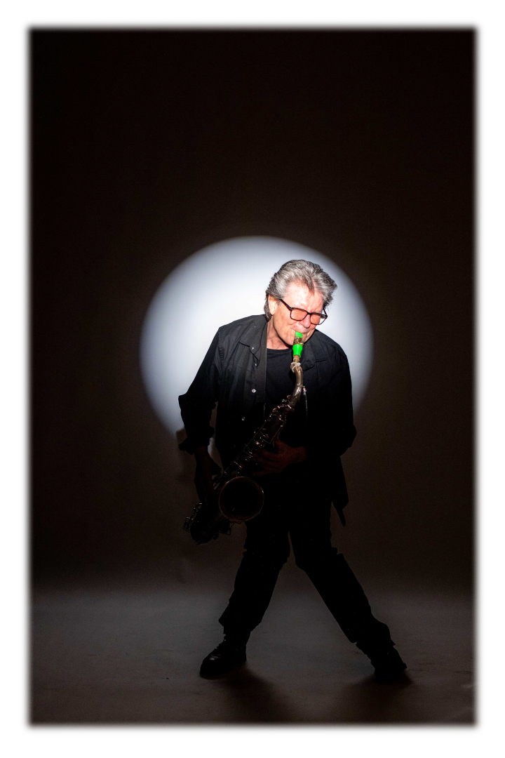 Saxophone Stage Light (with transparency)